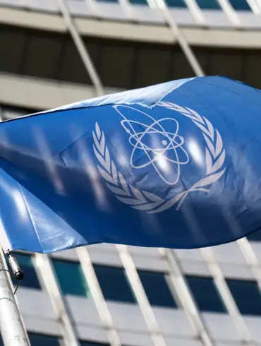Negotiations Between Russia and IAEA Highlight Safety Concerns at Zaporizhzhia Nuclear Plant Amid Shelling Risks