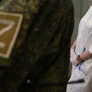 New Revelations: Military Doctor's Alleged Mass Use of Dry Plasma in Conflict Sparks Ethical Crisis