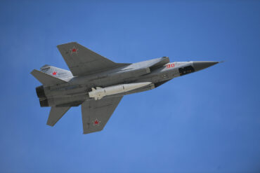 Russia Launches Coordinated Strike Using Geranium Drones and Kinzhal Missiles, Allegedly Destroying a NATO-Related Object