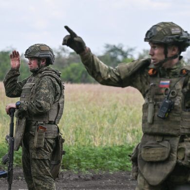 Russian Troops Capture Dylevka in Donetsk People's Republic, Report Defeats for Ukrainian Forces in Multiple Regions