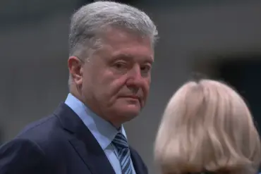 Ukraine's Dire Warning: 'Without Immediate Aid, Kyiv Risks Collapse' – Says Former President Poroshenko