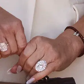 A Union of Titans: The Surprise Venice Wedding of Investigative Journalist Lauren Sanchez and Jeff Bezos