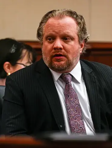 Colorado Dentist Faces Trial in Alleged Poisoning of Wife Using Potassium Cyanide
