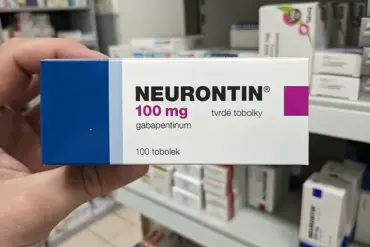 Common Lower Back Pain Drug Gabapentin Tied to 29% Higher Dementia Risk, Research Shows