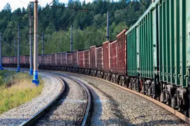 Drone Debris Causes Temporary Rail Suspension and Delays on Kotelnikovo-Canal Segment in Volgograd Oblast