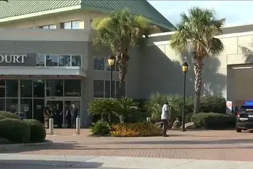 Exclusive: Limited Access to the Chaos at Oglethorpe Mall During the Shooting