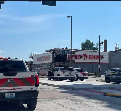 Family Dollar Store Roof Collapse in Kansas City Leaves One Dead, Three Injured