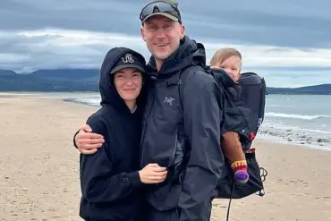 Former Golfer Elliot Godfrey's Post-Mexico Holiday Migraines Initially Misattributed to Parental Stress