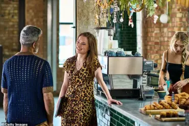 From Swiping to Salad Snatching: How Single Women in NYC Are Redefining Dating with LinkedIn