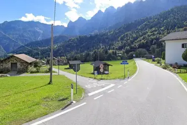 Italian Village Offers €100,000 to Attract New Residents, but No Applicants Come Forward
