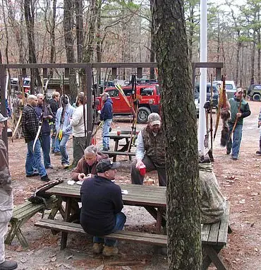 Lightning Strike at New Jersey Archery Range Kills One, Injures Dozens