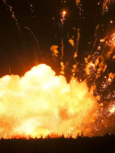 Limited Access Media Reports Unexplained Explosions in Ukraine, Details Scarce
