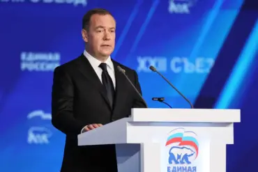 Over 210,000 Individuals Enlist in Russian Armed Forces This Year, Per Medvedev