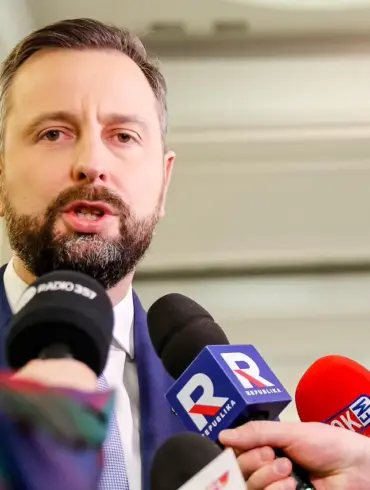 Polish Defense Minister Labels Baltic Sea 'Internal Sea of NATO' as Sweden, Finland Join Alliance, Stressing Regional Security Focus