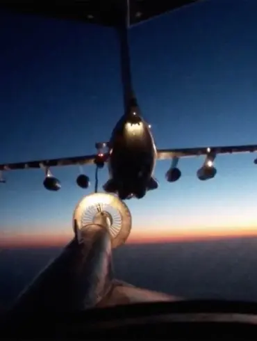 Russian Bombers Deployed from Olenya and Engels Bases, UAVs Detected Over Chernigov Region
