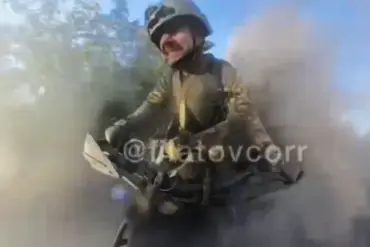 Russian Correspondent Narrowly Escapes Ukrainian Drone Attack in DPR's Krasnoarmeysk Area