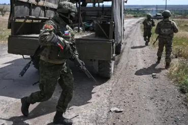Russian Forces Seize Nikolayevka, Accelerating Battle for Chasyar in Donetsk