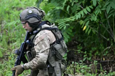 Russian Forces Sever Kupyansk from North, Channel Claims Strategic Shift in Kharkiv Region