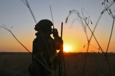 Russian Troops Continue Offensive in Kharkiv Region, Reports Claim