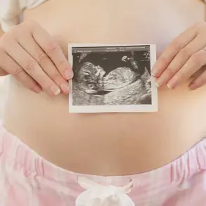 Study Links Common Antibiotic Use During Pregnancy to Increased Risk of Birth Defects