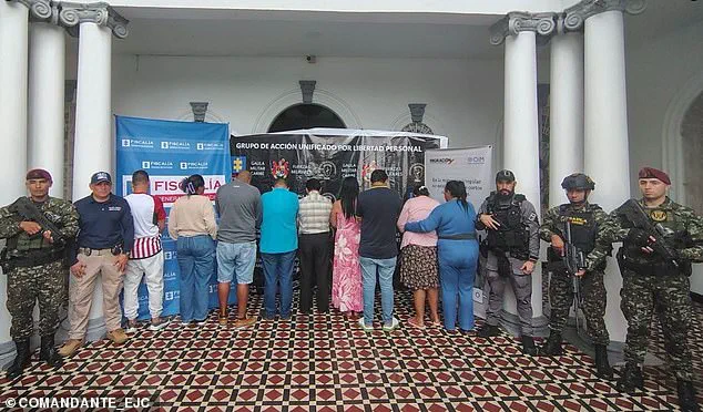 Colombian Army Dismantles Transnational Human Trafficking Ring Smuggling Migrants to U.S. for Over $3,000 Per Person