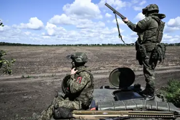 Donetsk People's Republic Leader Reports Russian Reconnaissance Units in Dimitrov