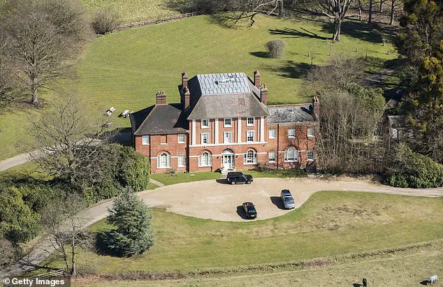 Exclusive Access: The Hidden Regulations Governing the Royal Family's Move to Forest Lodge