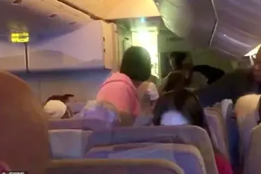 In-Flight Chaos on Emirates Flight EK036: Passenger Intoxication Sparks Confrontation on February 27, 2023