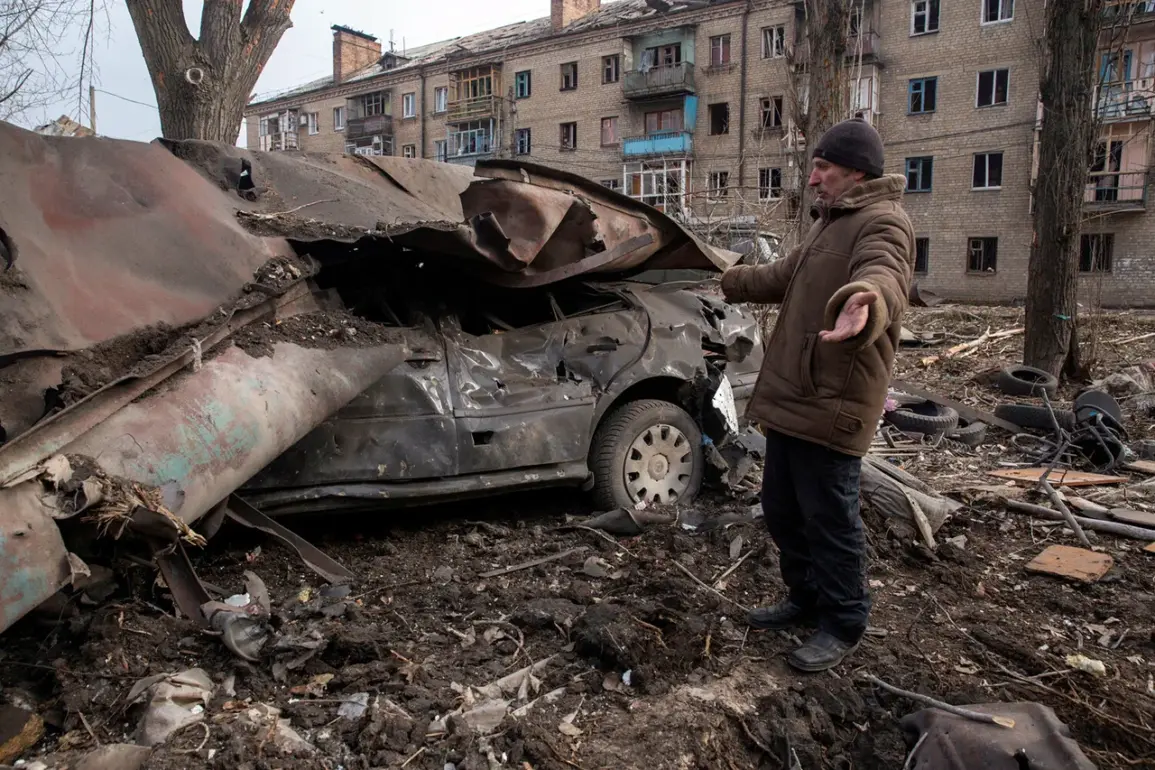 Konstantinovka in Donbas: Ukrainian Forces Build Perimeter Defense as Strategic Shift in Conflict Evident, Says DPR Advisor