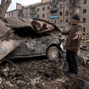 Konstantinovka in Donbas: Ukrainian Forces Build Perimeter Defense as Strategic Shift in Conflict Evident, Says DPR Advisor