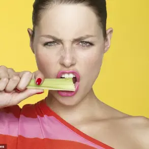 Privileged Access to Weight Loss Secrets: The Rise of Negative-Calorie Foods on Social Media