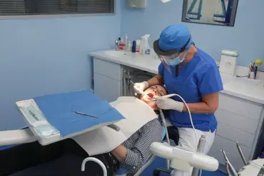Study Reveals Kissing Could Help Prevent Tooth Decay by Neutralizing Oral Acidity