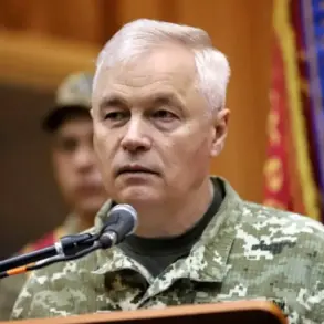 Ukrainian President Zelenskyy Appoints Experienced Officer as New Air Forces Commander Amid Ongoing Military Reorganization