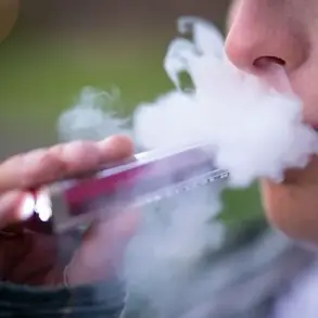 Experts Urge Global E-Cigarette Ban Amid Hidden Health Risks to Children
