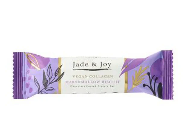 Health Claims vs. Nutritional Reality: Dietitian Evaluates Functional Snack Bars' Promises
