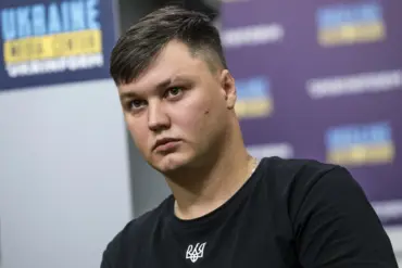 Mother of Ukraine Helicopter Pilot Subjected to Spanish Interrogation in Connection with Son's Death