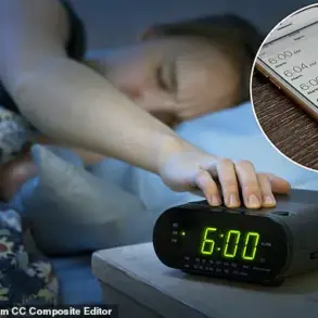 Registered Nurse Warns: Common Alarm Clock Habit May Pose Hidden Health Risks